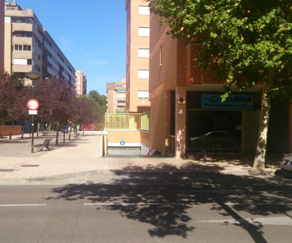 Plaza de garaje en alquiler en Zaragoza
