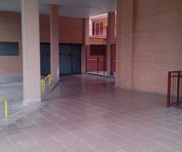 Plaza de garaje en alquiler en Zaragoza